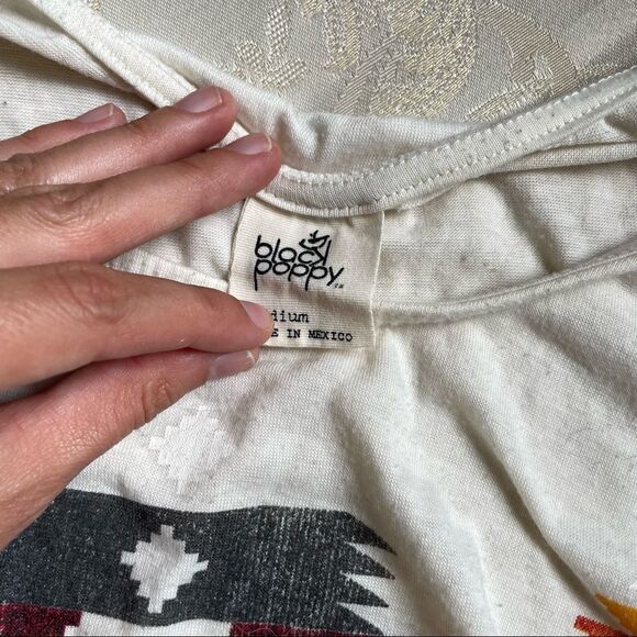 Black Poppy Ivory Aztec String Side T-shirt - Picture 4 of 6